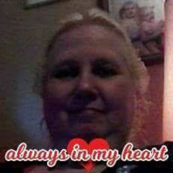 Meet your Posher, Pamela - Picture 1 of 1